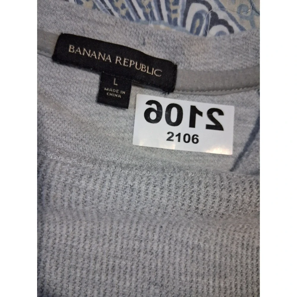 Banana Republic Waffle Knit Mens size Large Long Sleeve Grunge Preppy Casual Tee